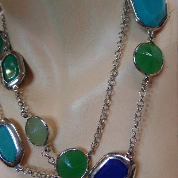 Premier Designs (PD) Silvertone Blues & Greens 36" Necklace - Picture 11 of 14